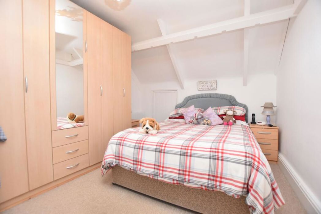 Property image 16 of 22