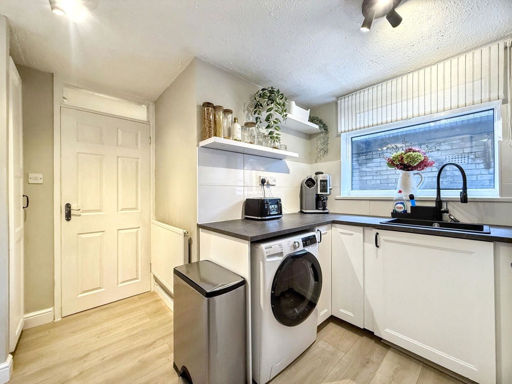 Property image 8 of 30