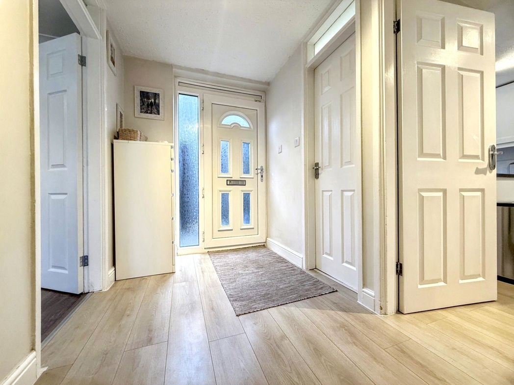 Property image 4 of 30