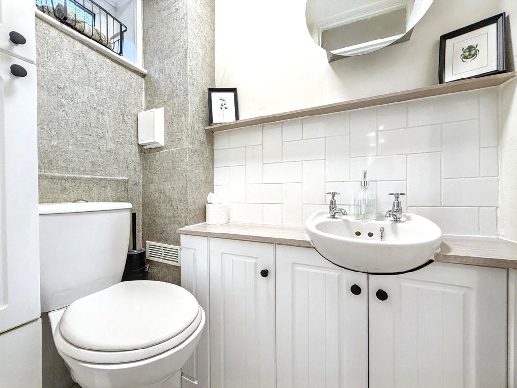 Property image 12 of 30