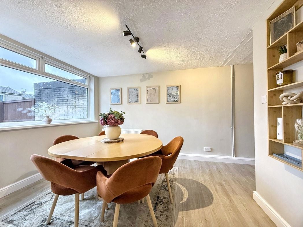 Property image 11 of 30