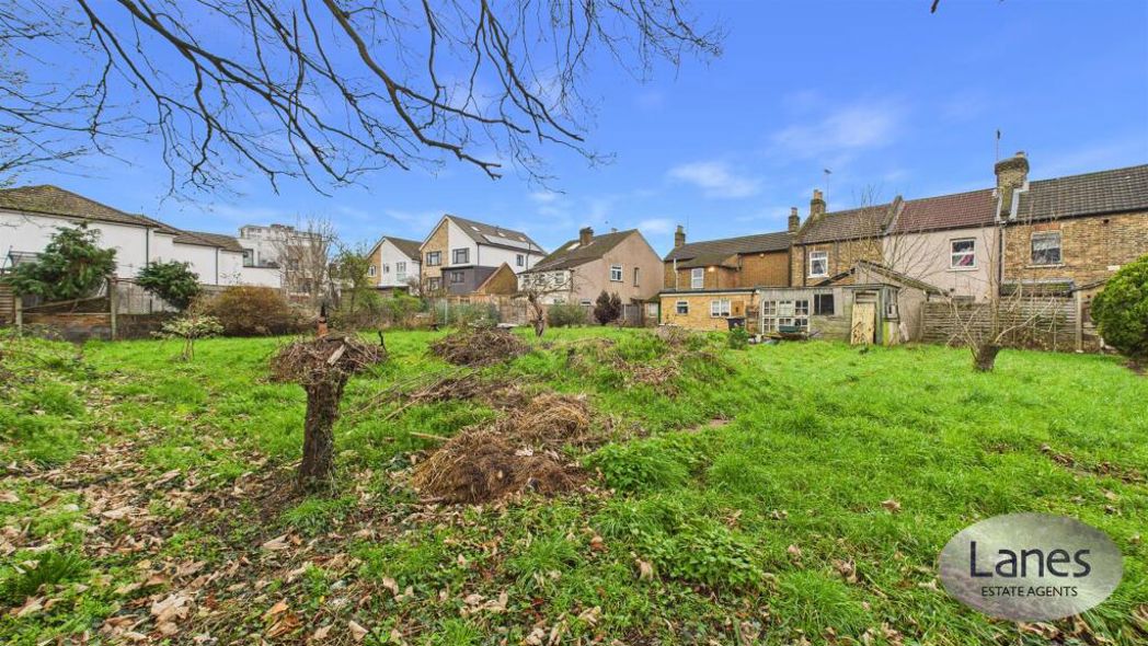 Property image 7 of 28
