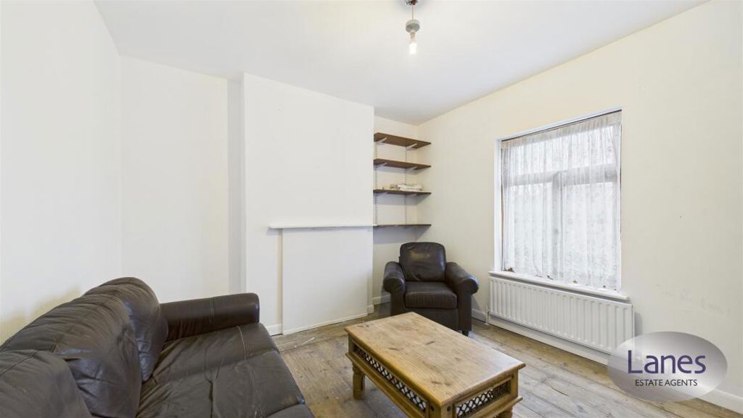 Property image 21 of 28