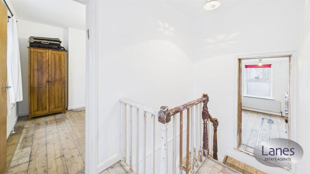 Property image 26 of 28