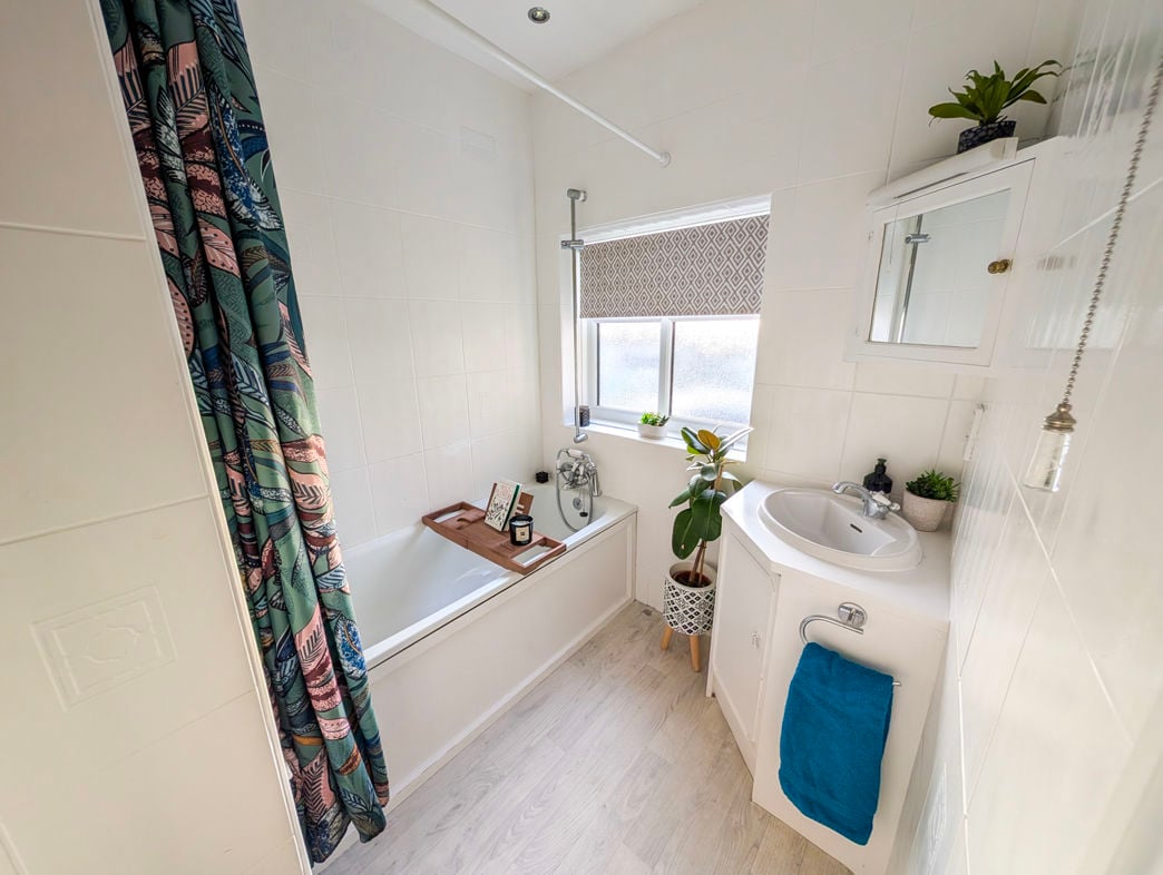 Property image 12 of 15