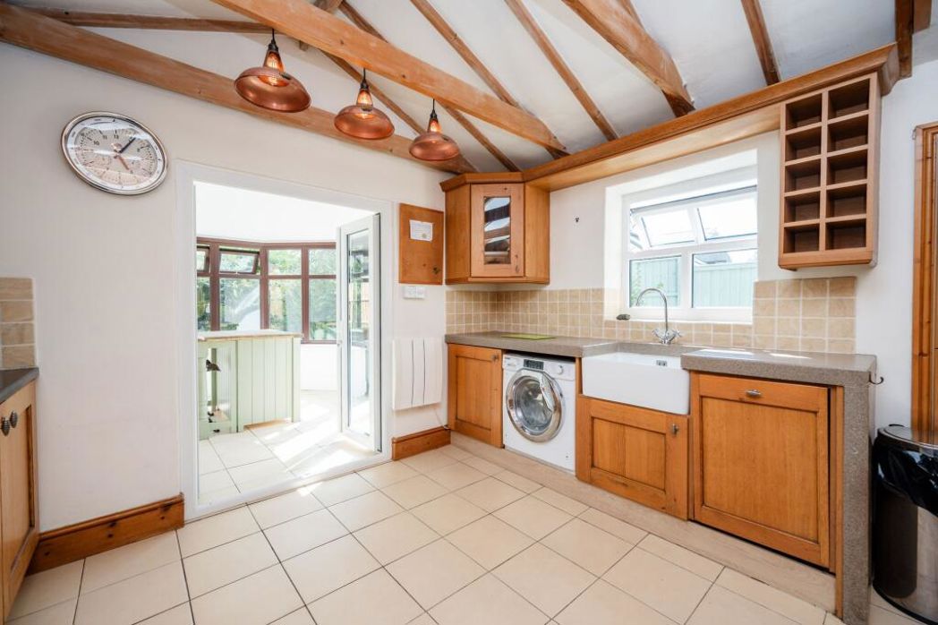 Property image 6 of 31