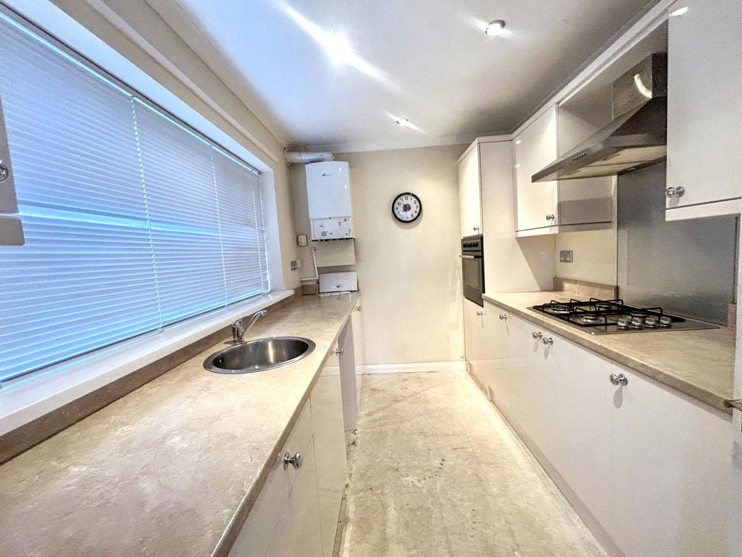 Property image 4 of 21