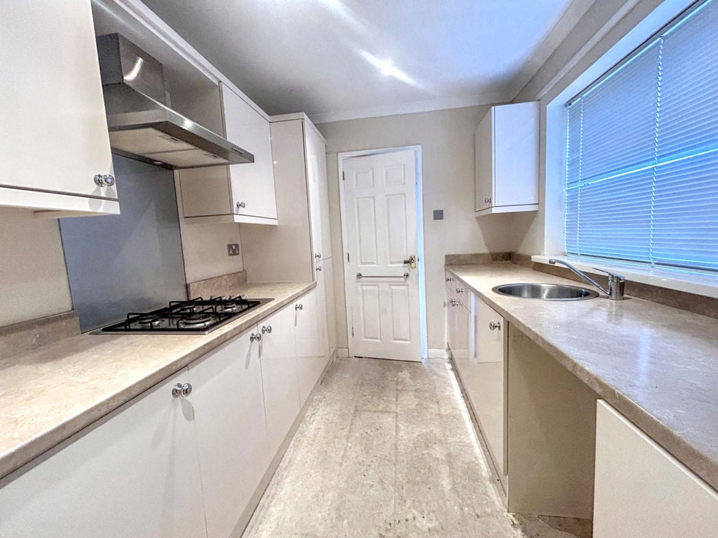 Property image 5 of 21