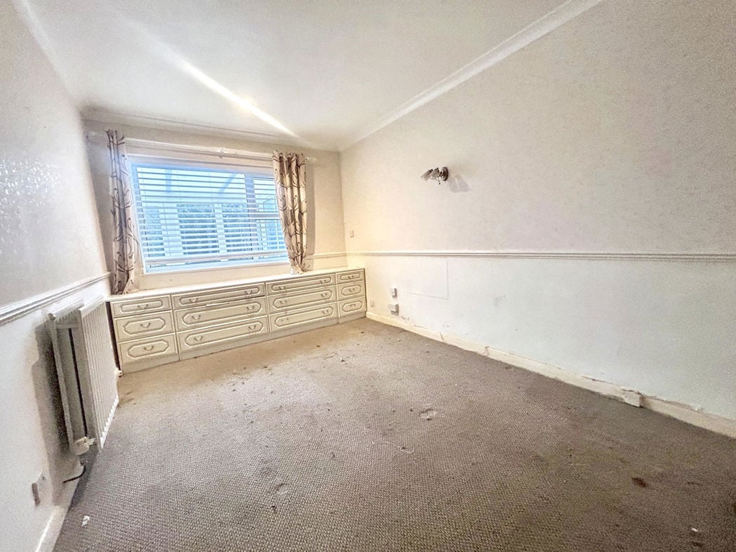 Property image 8 of 21