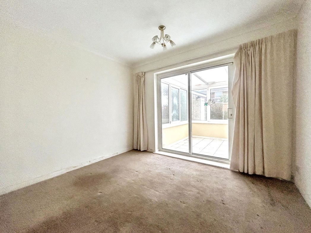 Property image 9 of 21