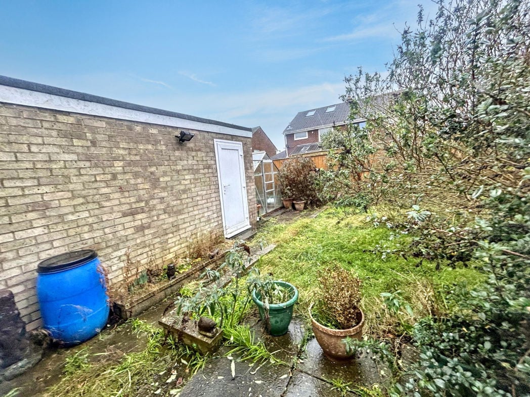 Property image 17 of 21