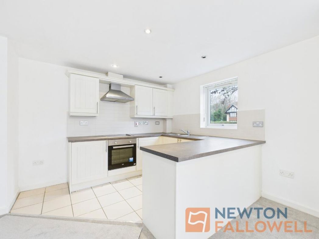 Property image 4 of 18
