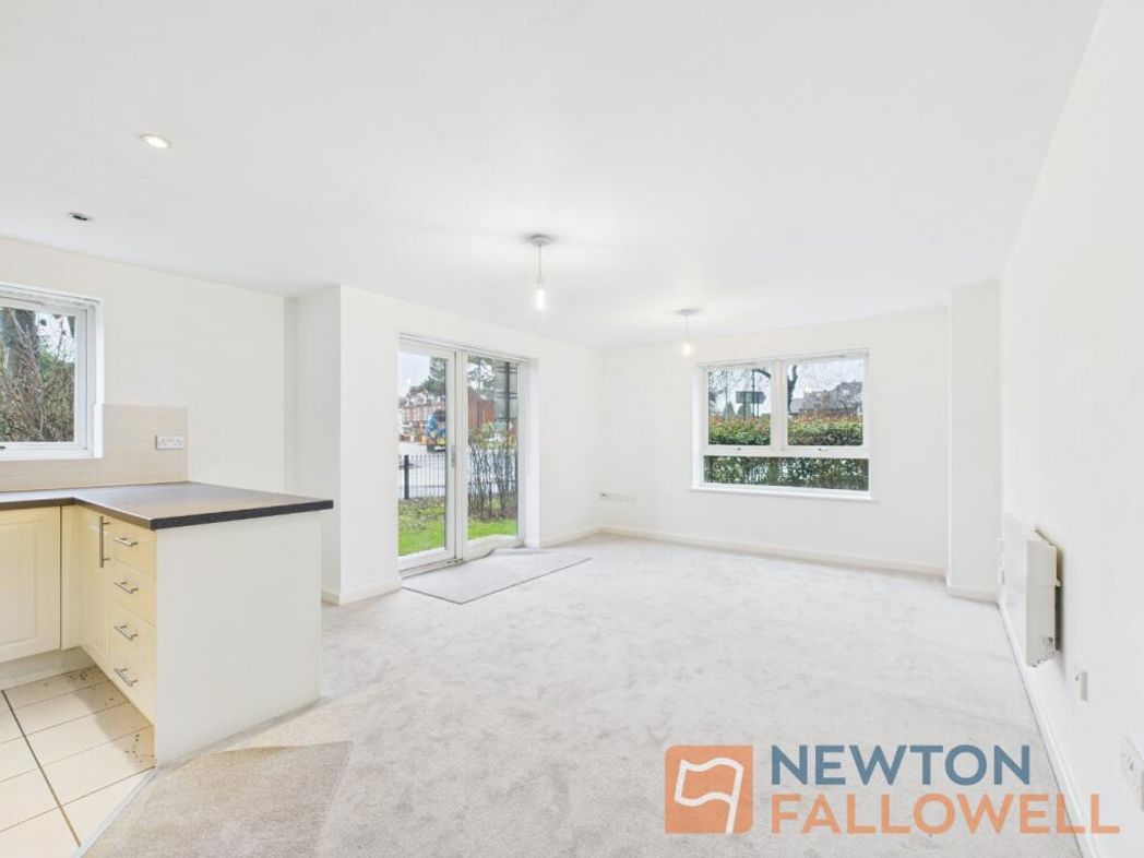 Property image 2 of 18