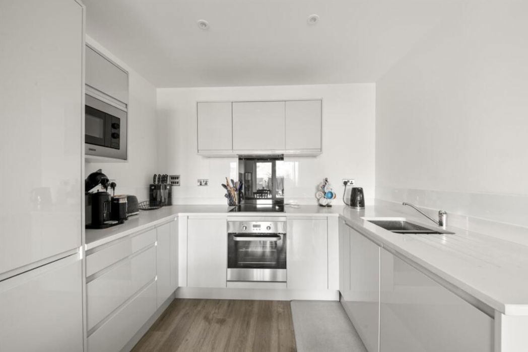 Flat 33 Carpenter House, Hayes, Middlesex, UB3 3FG