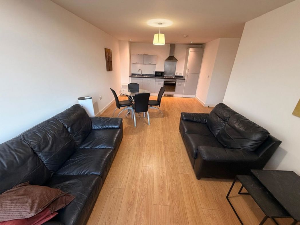 Property image 2 of 10