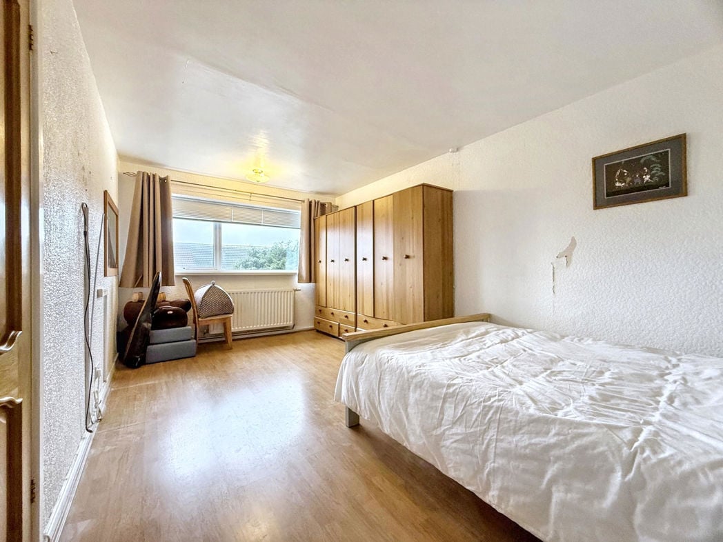 Property image 13 of 21