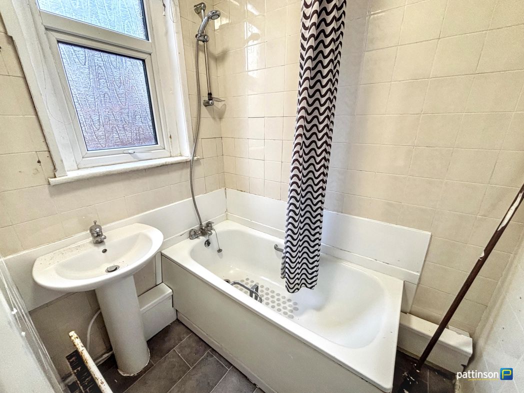 Property image 10 of 13