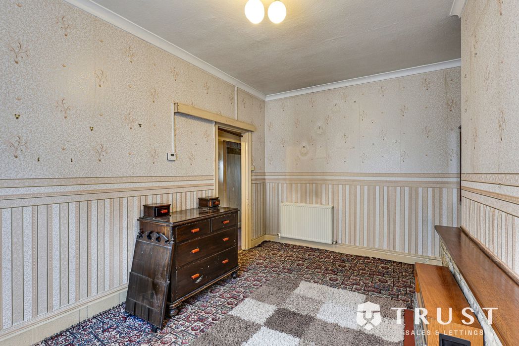 Property image 5 of 19