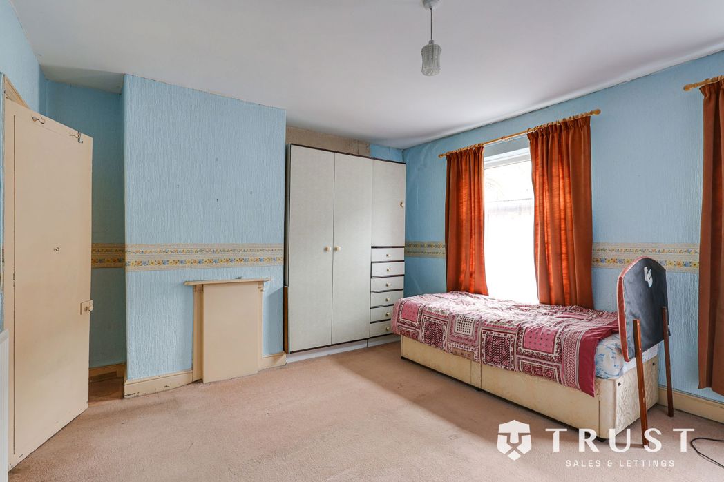 Property image 6 of 19