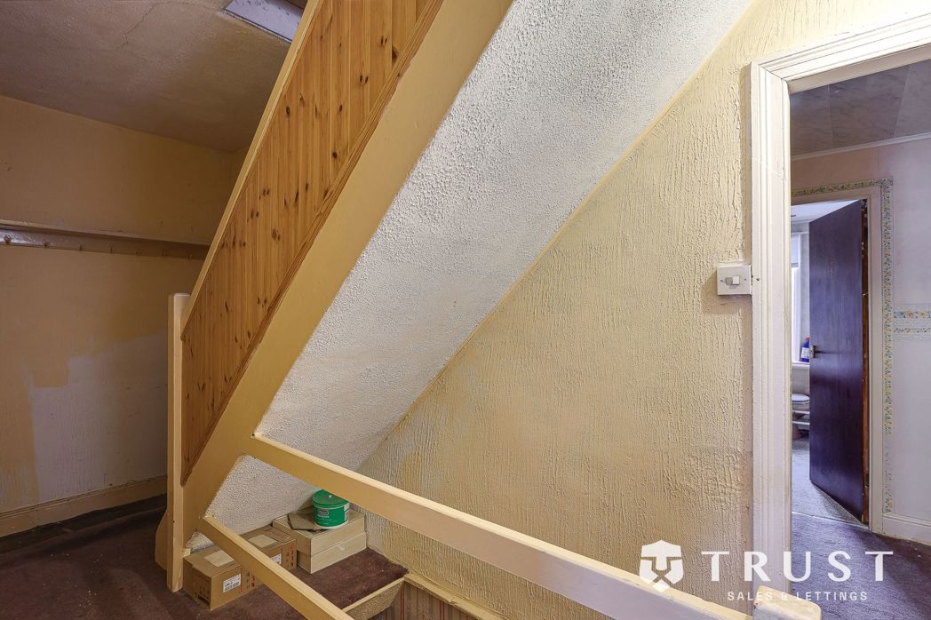 Property image 11 of 19