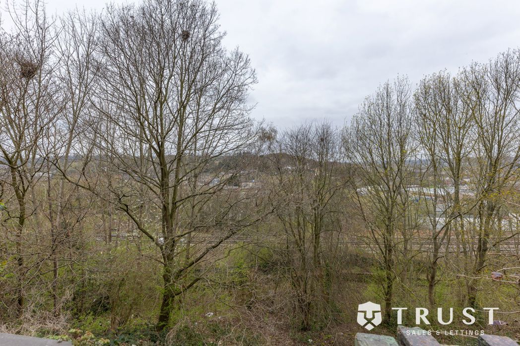 Property image 18 of 19