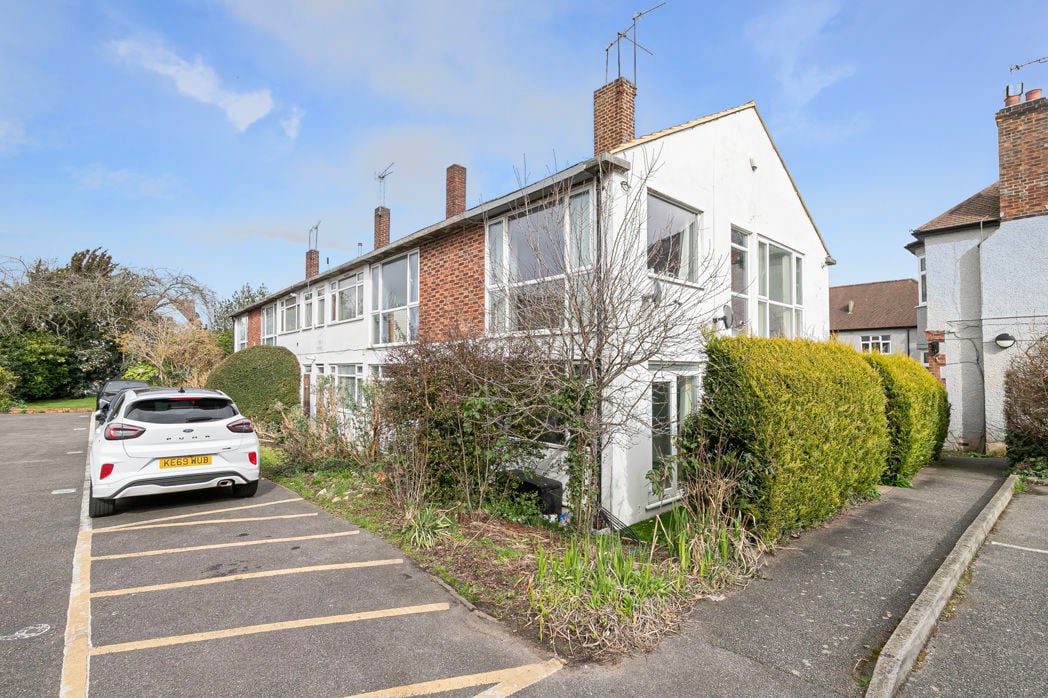 Property image 1 of 12