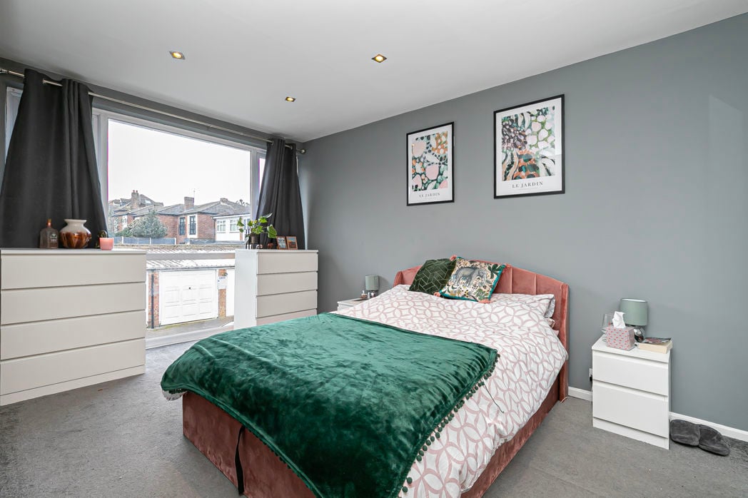 Property image 3 of 12