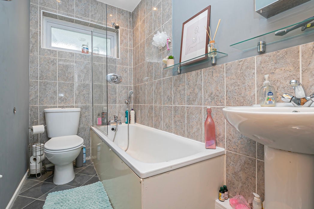 Property image 6 of 12