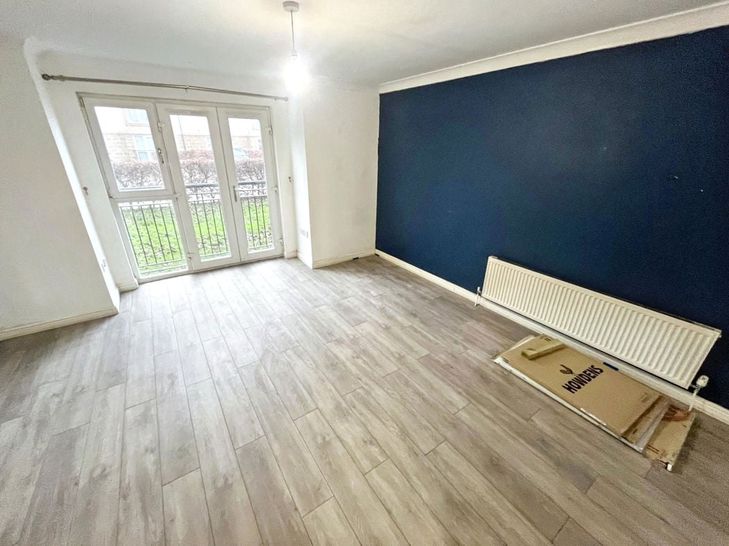 Property image 3 of 9