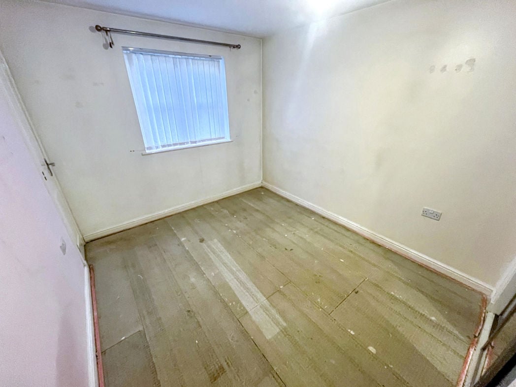 Property image 7 of 9