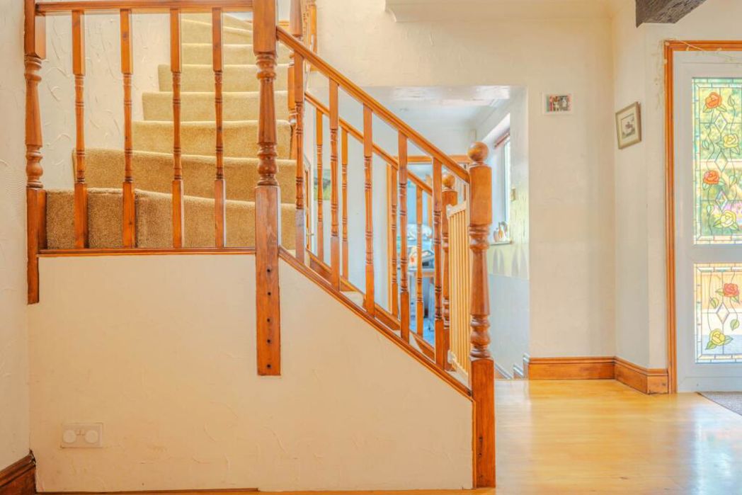 Property image 16 of 28