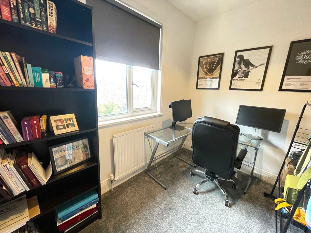 Property image 13 of 18