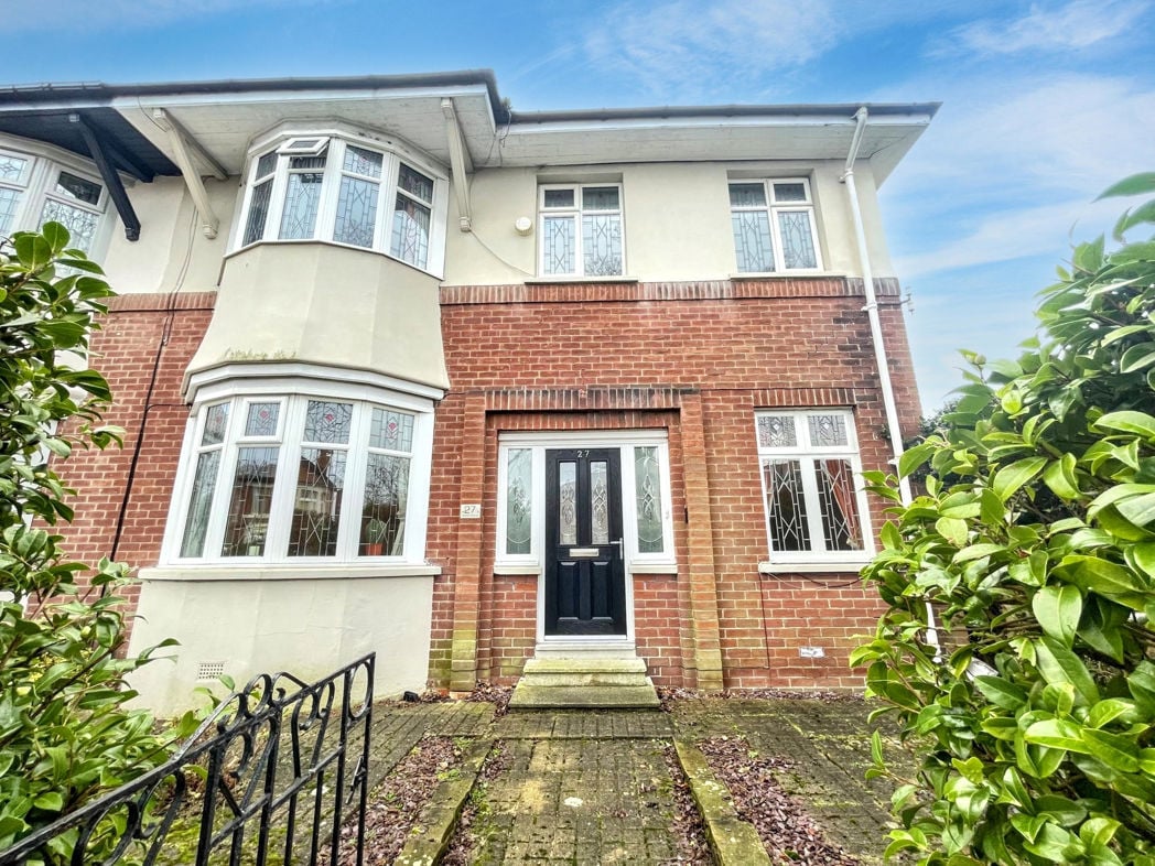 Property image 1 of 18