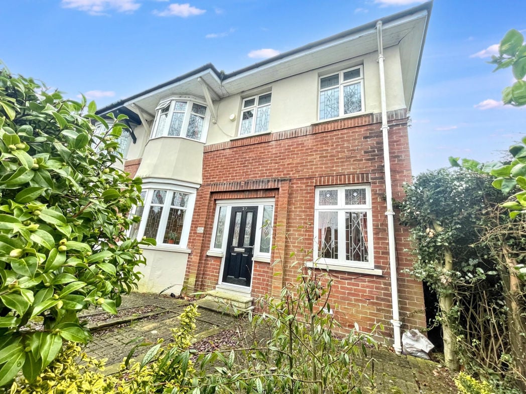 Property image 16 of 18