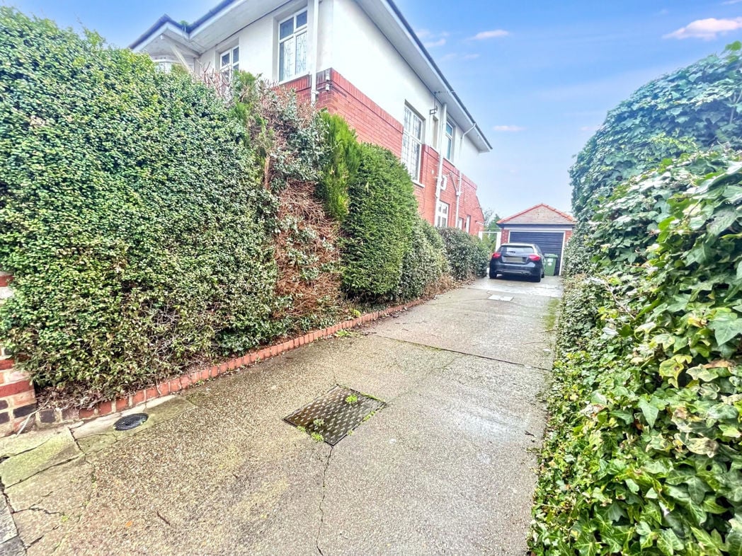 Property image 15 of 18