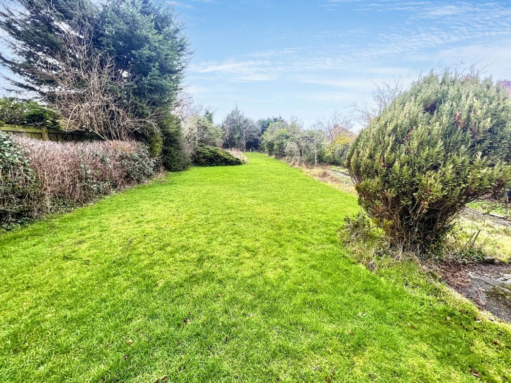 Property image 18 of 18