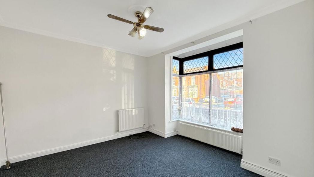 52, Bolton, Bolton, BL2 1JD