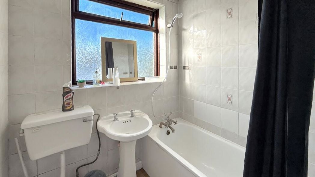 52, Bolton, Bolton, BL2 1JD