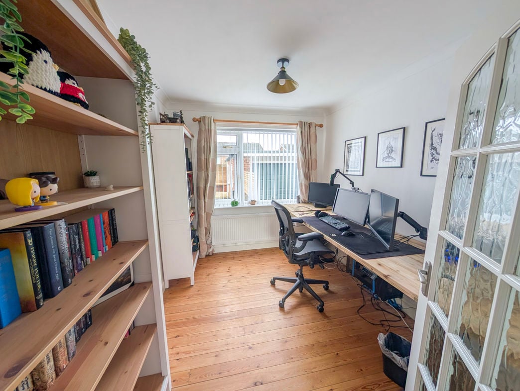 Property image 7 of 15