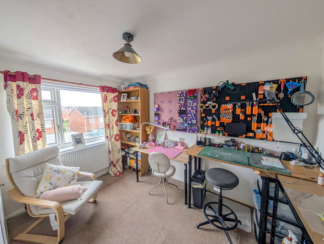 Property image 11 of 15