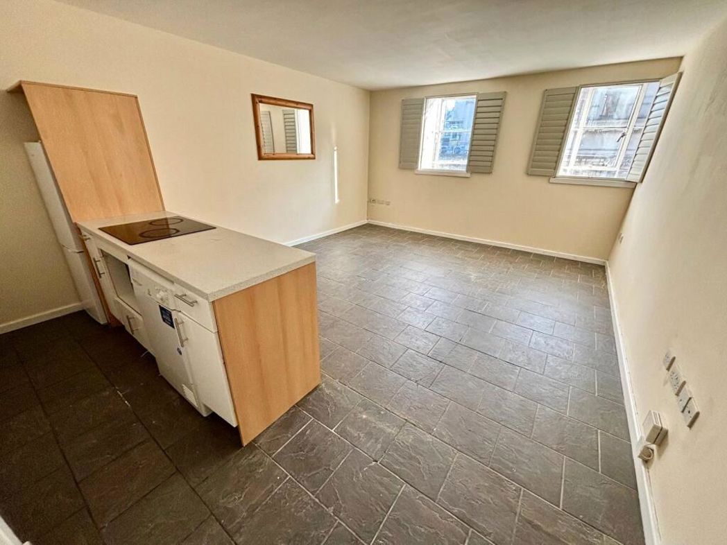 Property image 2 of 7