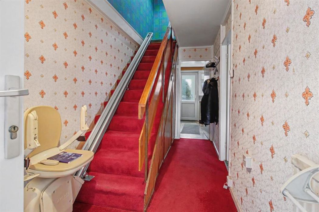 Property image 4 of 16