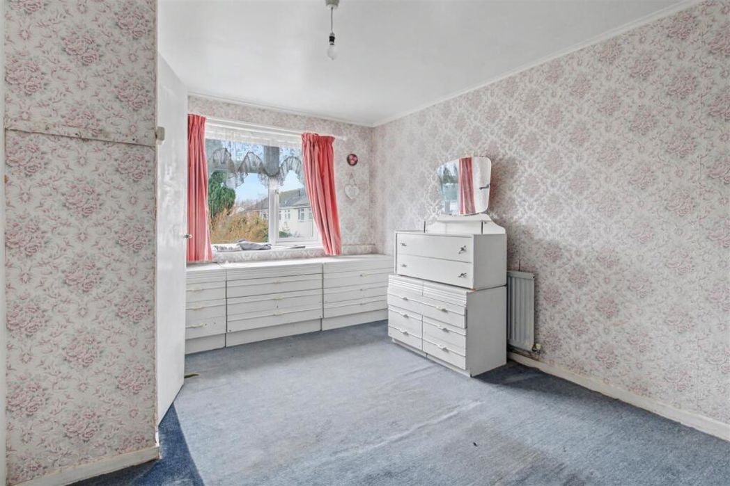 Property image 11 of 16