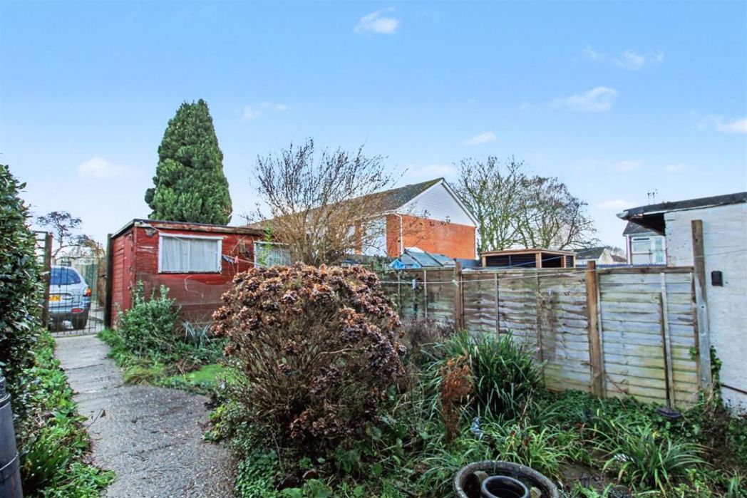 Property image 15 of 16