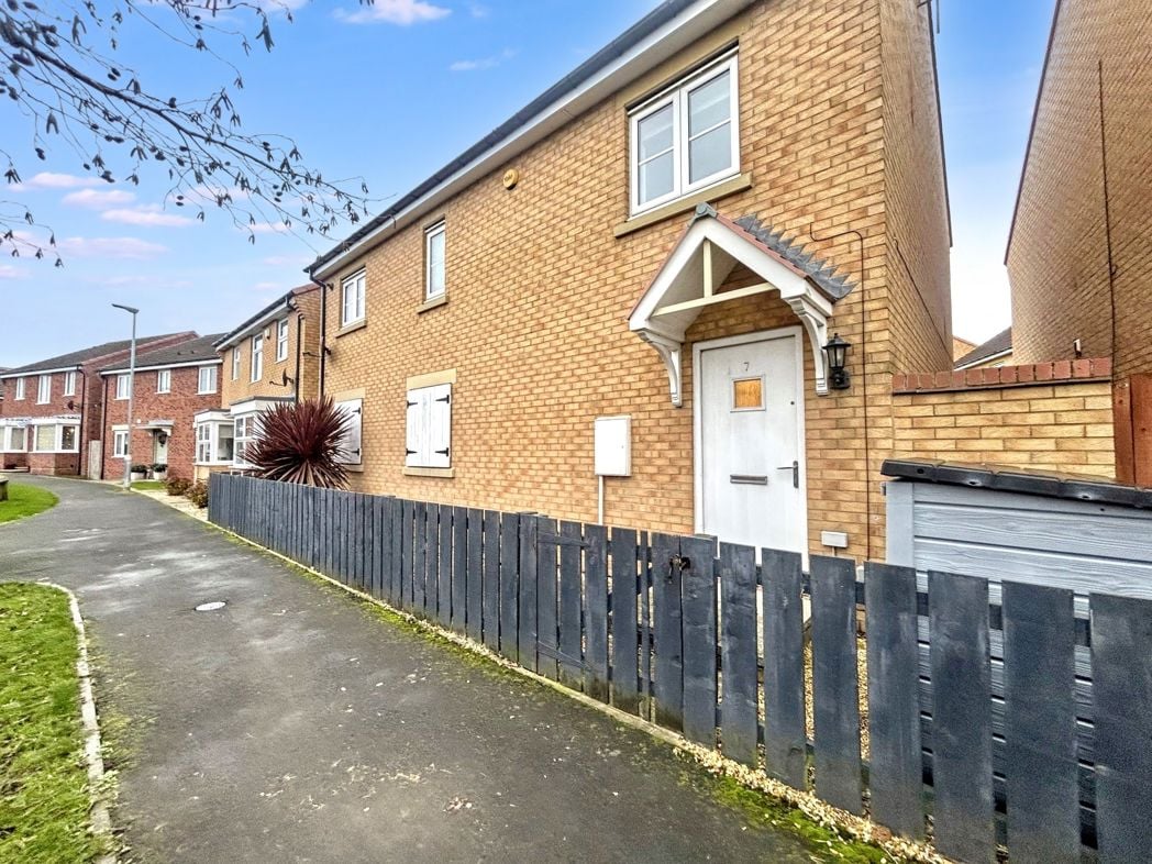Property image 10 of 11