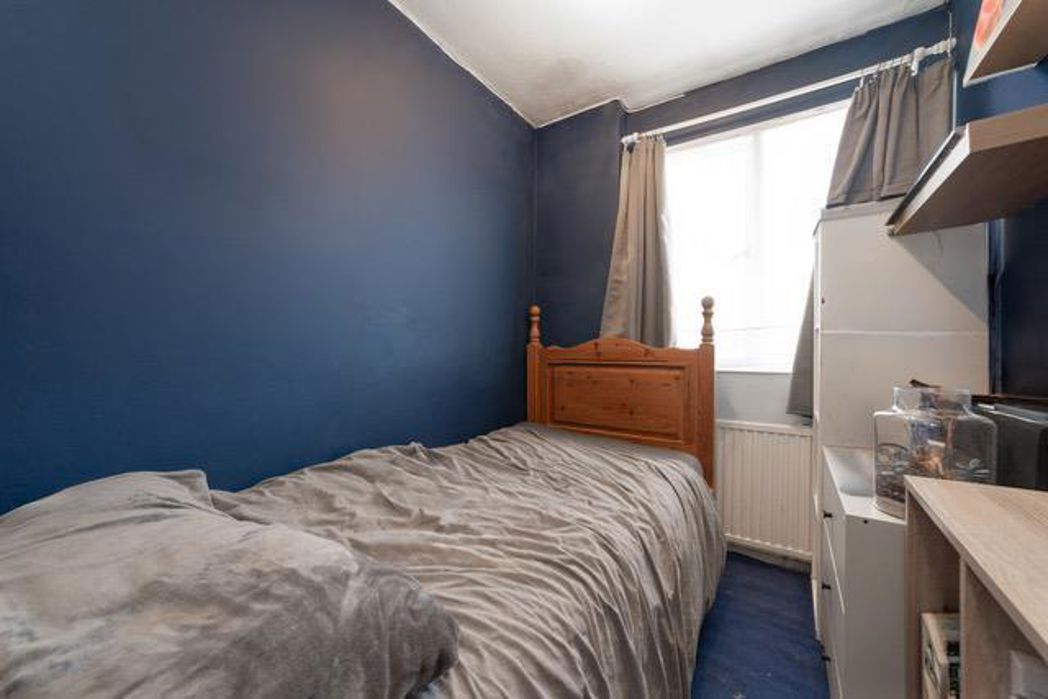 Property image 23 of 28