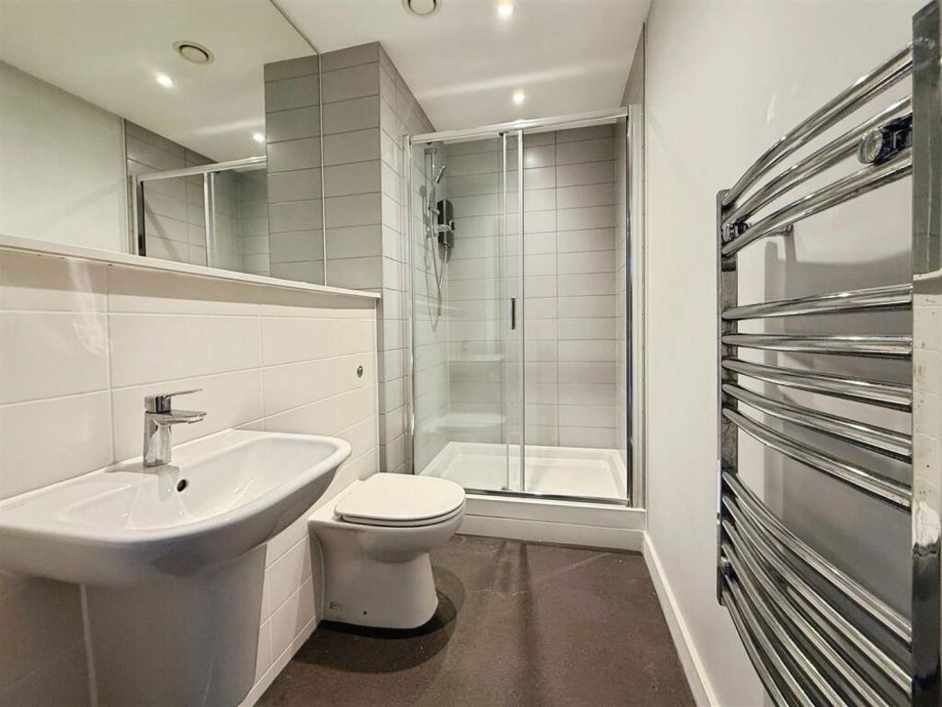Property image 6 of 7
