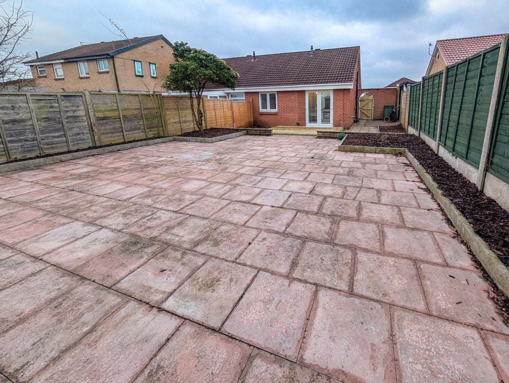 Property image 12 of 14