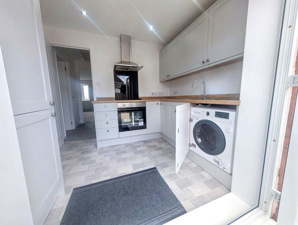 Property image 6 of 14