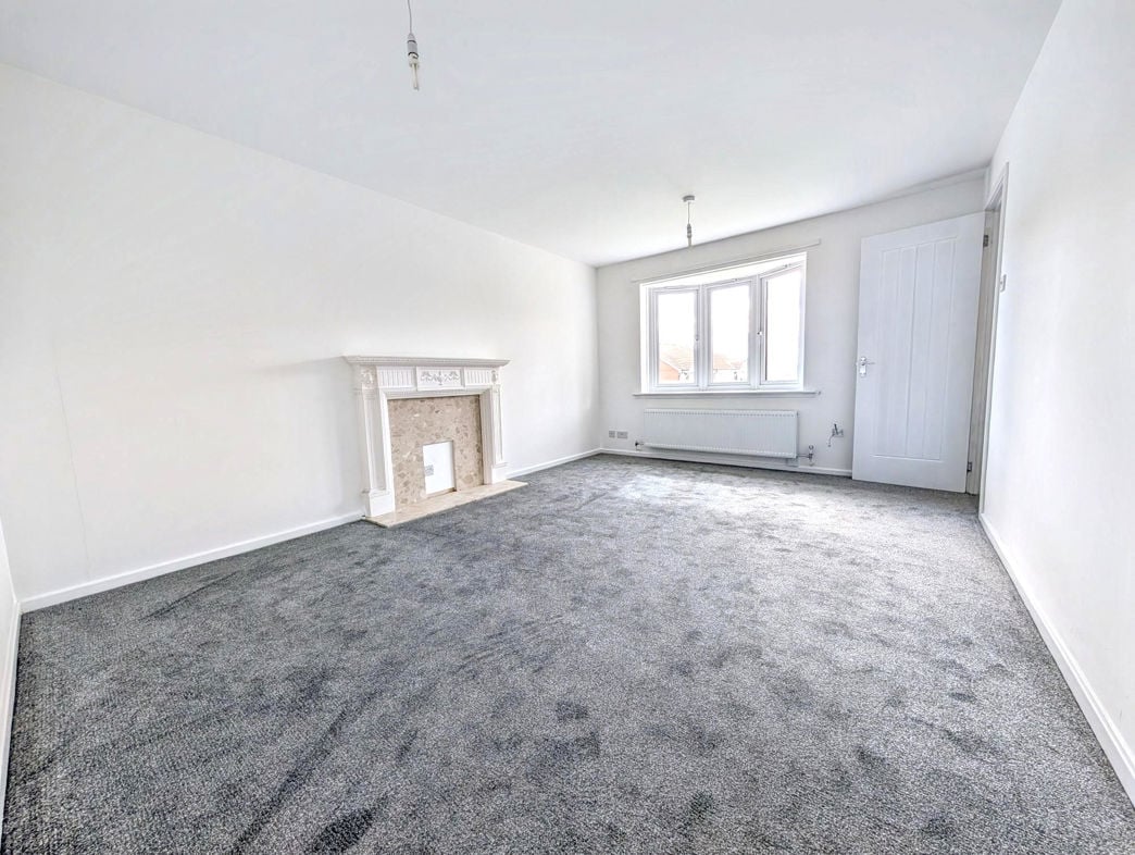 Property image 3 of 14